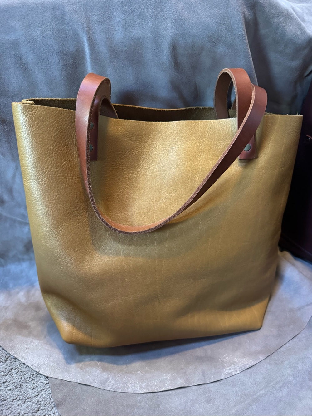 PLG Honeycomb 🦄 Large Classic Tote - Picture 3 of 5